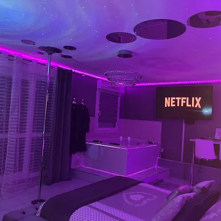 « le Boudoir D'elodie » Le Romantique Apartment