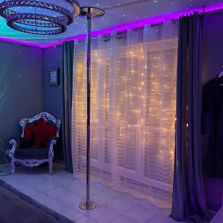 « le Boudoir D'elodie » Le Romantique Saint-Leonard (Seine-Maritime)